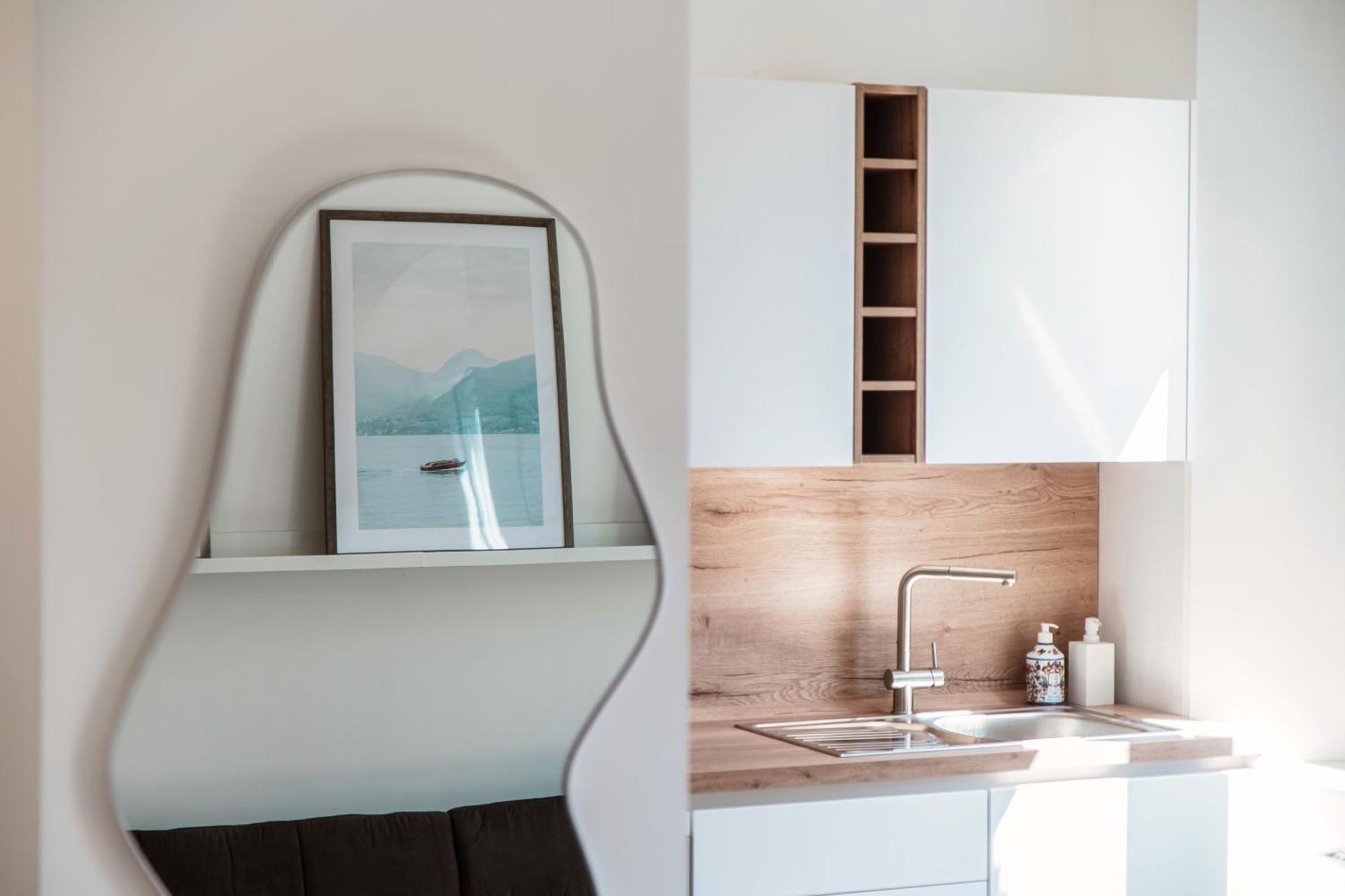 Casa Giulini - The House Of Travelers Apartment Como Exterior photo