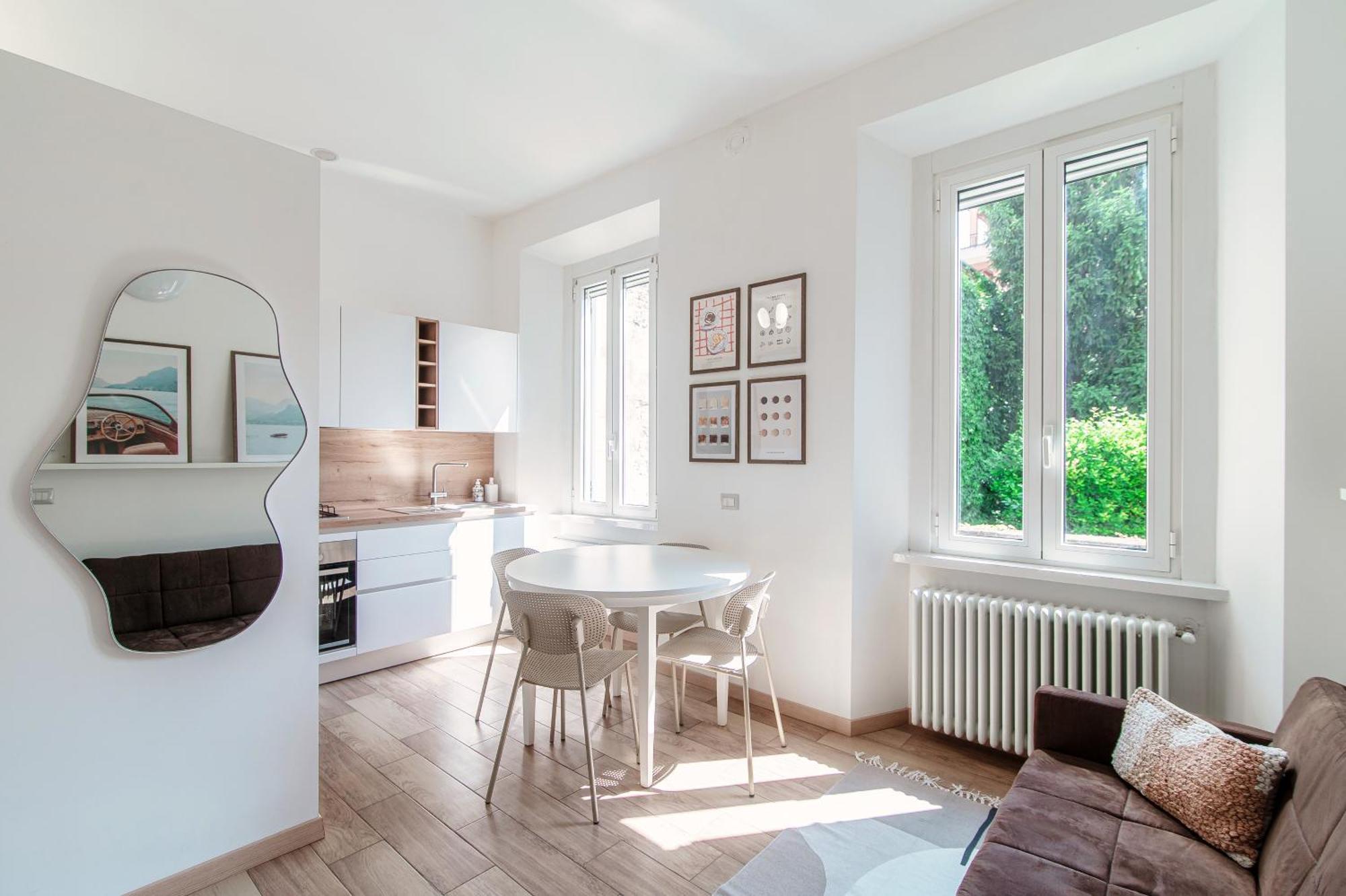 Casa Giulini - The House Of Travelers Apartment Como Exterior photo